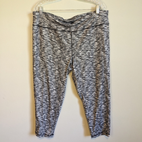 Jockey Black and White Marled Workout Leggings, size 1X - Picture 1 of 4